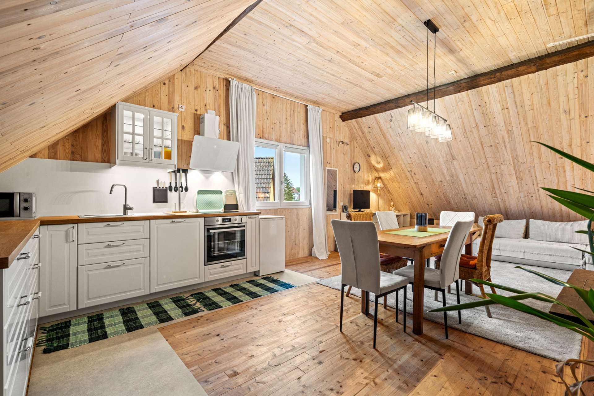 Studio Dachgeschoss